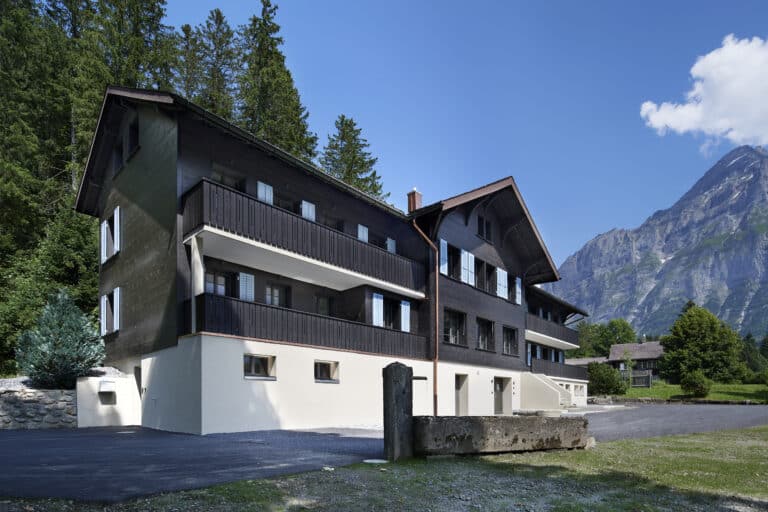 Eigerview Alpine Lodge in Grindelwald Hebeisen+Vatter Architekten AG, Bern